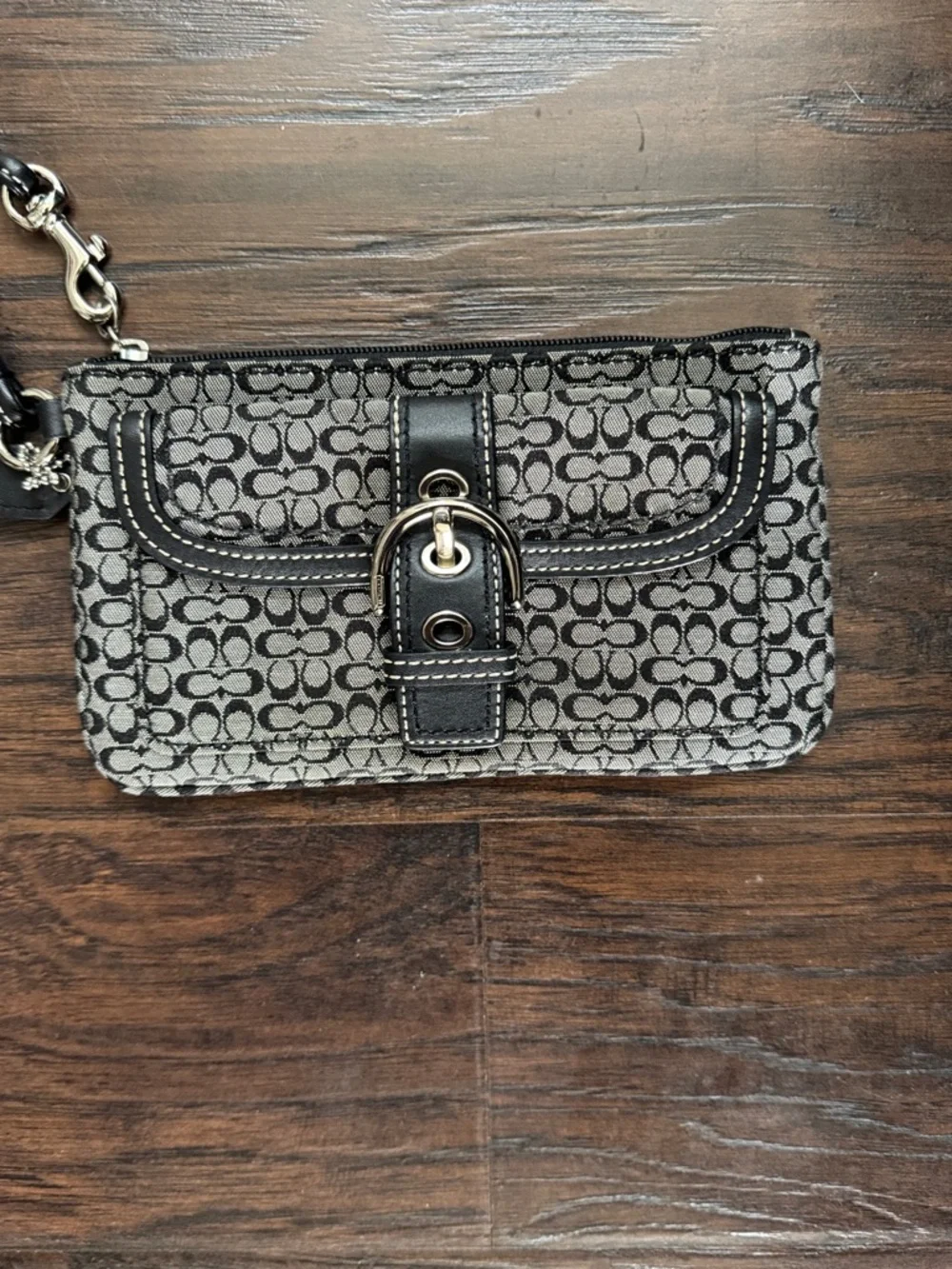 Coach SoHo Mini Signature Canvas Wristlet in Black and Gray, Excellent Condition